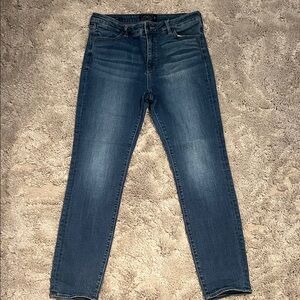 Lucky Brand Women’s Dark Blue Skinny Jeans